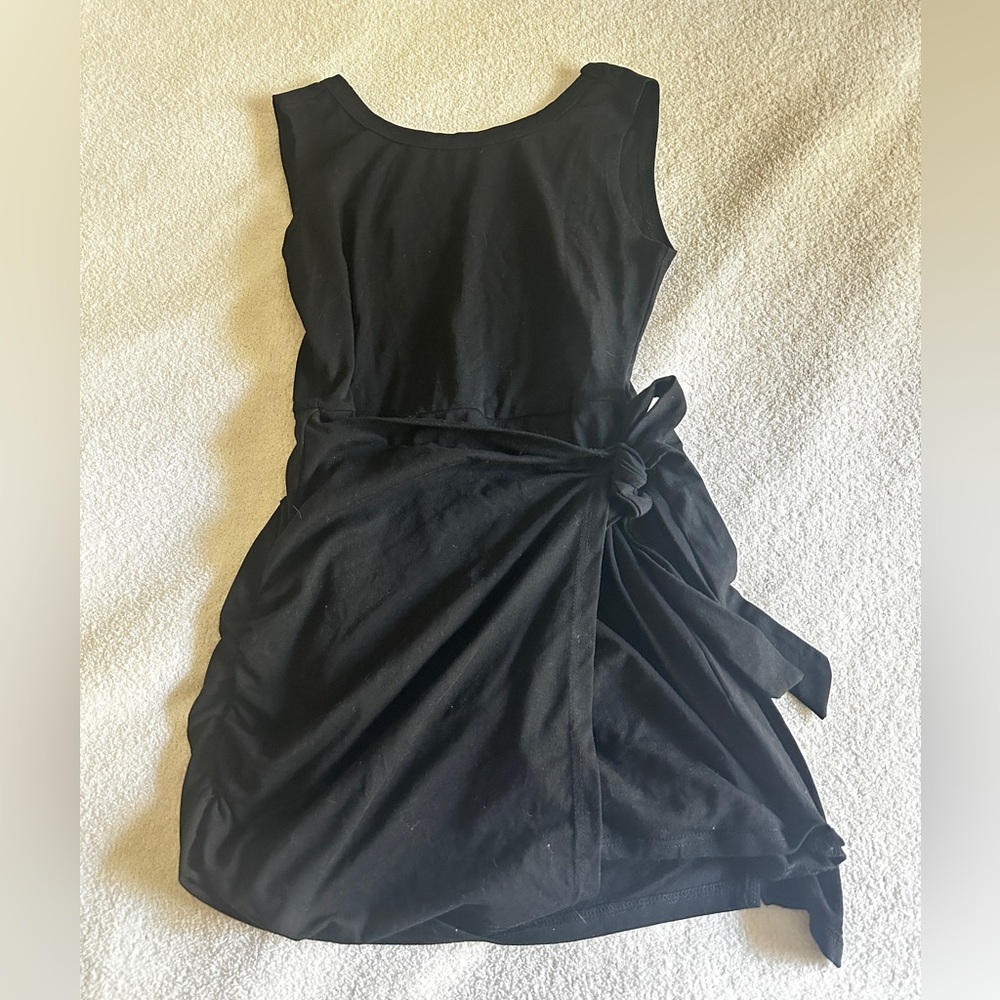 Amazon Black Sleeveless Crew Neck Knot Romper Workout Athletic Dress